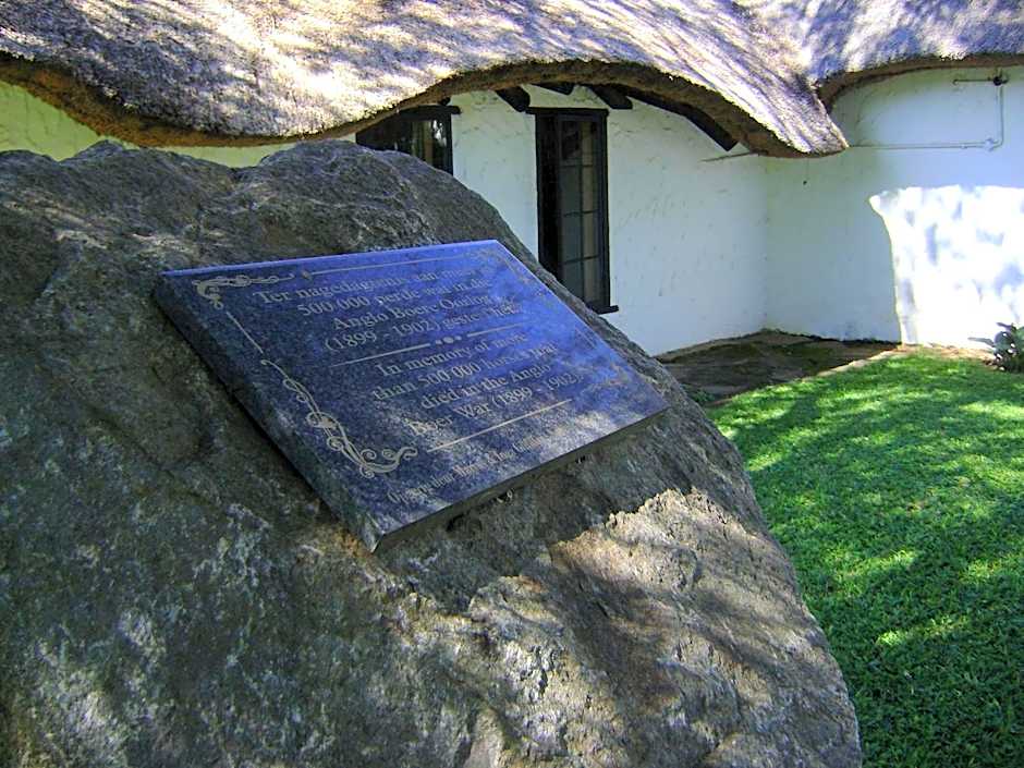 Lalapanzi Hotel & Conference Centre