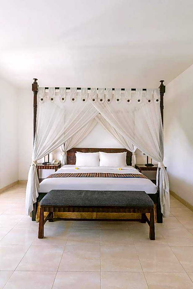 Legong Keraton Beach Hotel