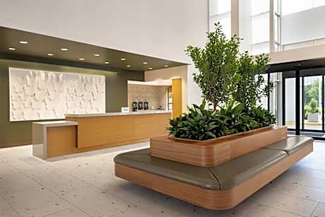 Embassy Suites by Hilton Cincinnati Northeast Blue Ash