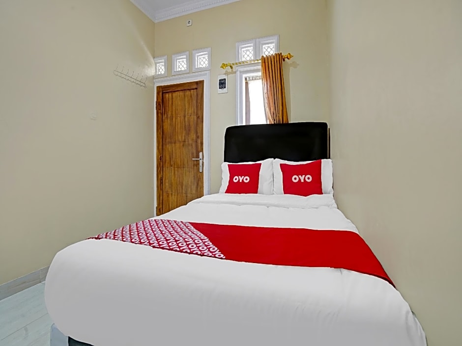 OYO 90416 Wisma Wayang Ajen Syariah