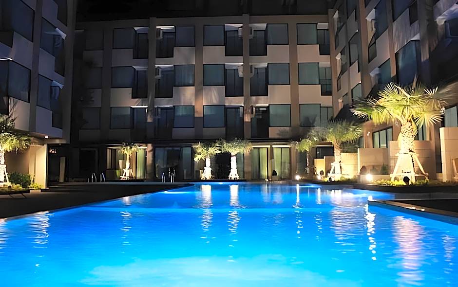 The Crystal Hotel Buriram