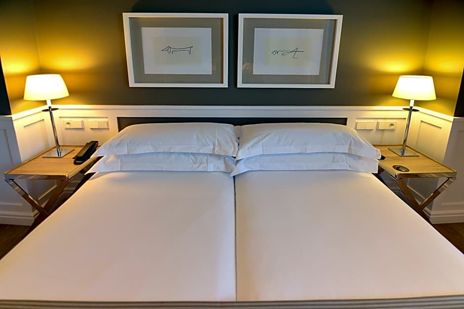 Photo 1 of 4 of 1 Double Bed or 2 Beds