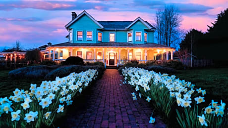 The Edenwild Boutique Inn