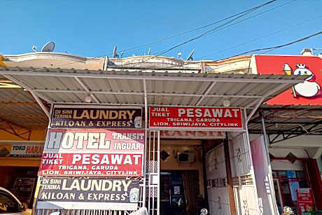 OYO 93479 Hotel Jaguar Sentani