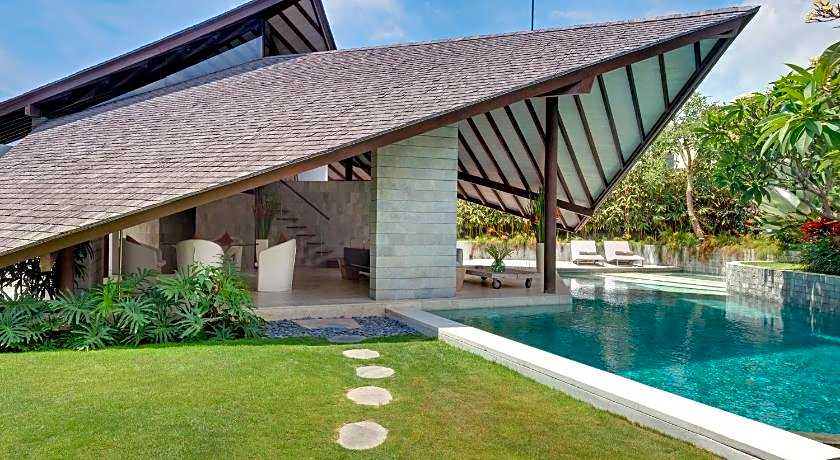 The Layar – Designer Villas and Spa, CHSE Certified