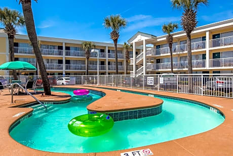 The Sandbar Hotel, Trademark Collection by Wyndham