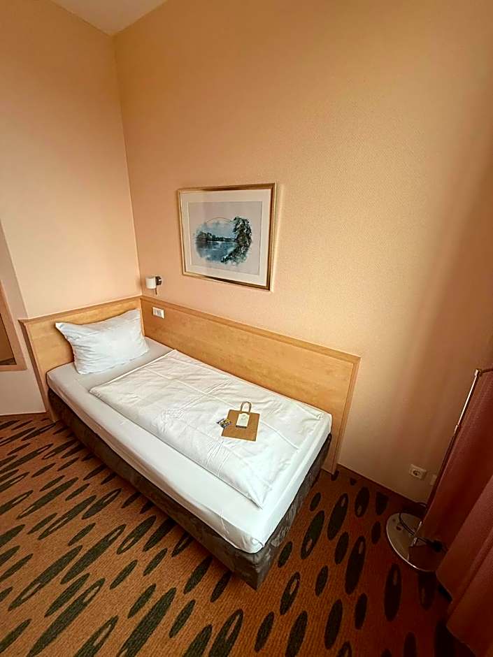 Hotel Rhein-Ruhr by Mayburgh Bottrop Hauptbahnhof