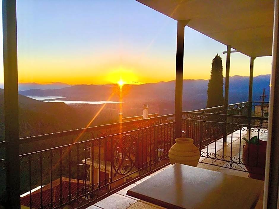 delphi aiolos center hotel panoramic view&yoga harmony hotel&rooms