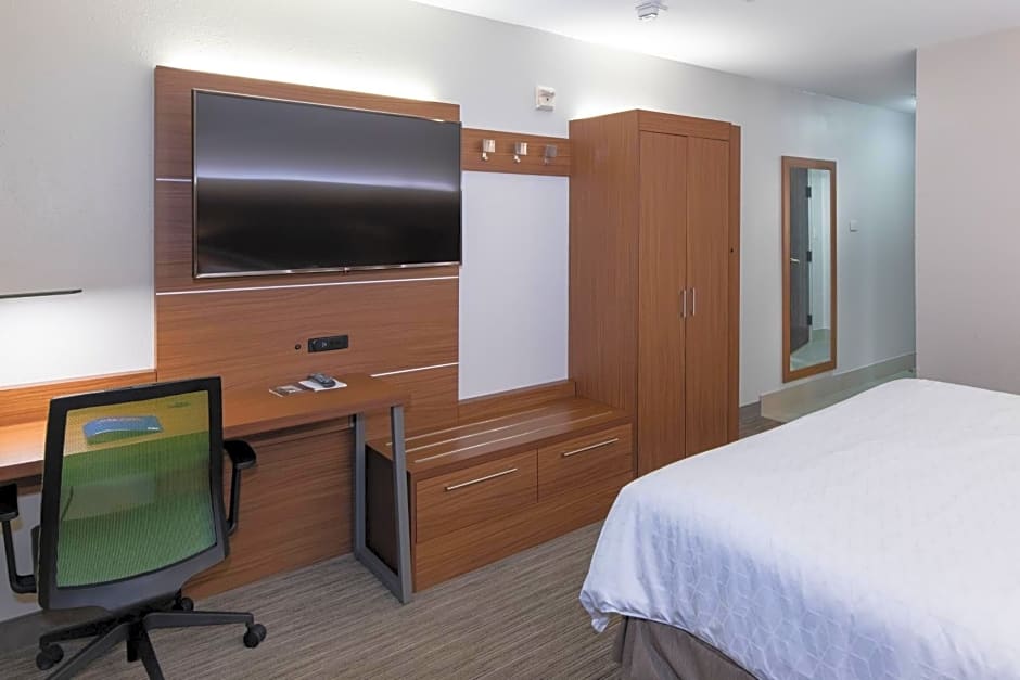 Holiday Inn Express Arlington Interstate 20 Parks Mall By IHG