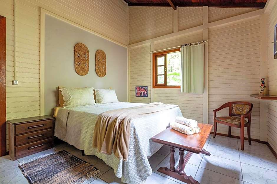 Cachoeira Privativa + Termas a 8min – Relax Total - Retiro Águas Encantadas