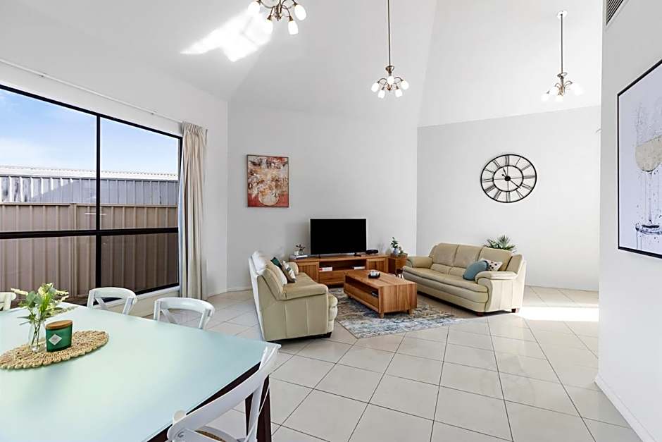 Merlot Verdelho Townhouses