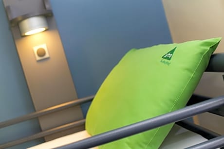 Single Room Shared Bathroom