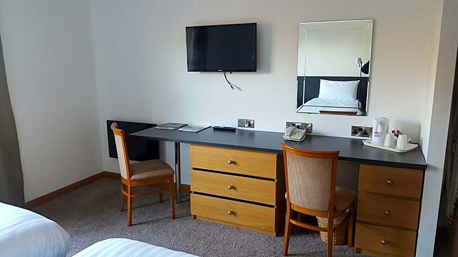 The Gilvenbank Hotel