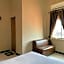 Capital O 93285 Residence Hotel Syariah