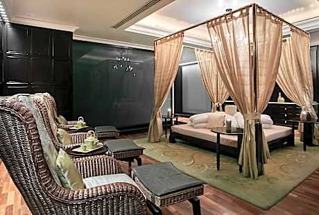 2 Single Beds Pool View Room Nonsmoking