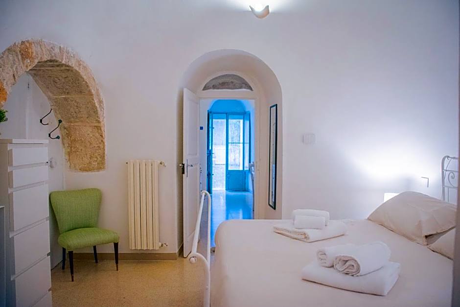 Ad un passo da Cisternino - Trulli con Foresta, Bici e BBQ