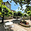 Logis Hôtels - Hôtel Restaurant Domaine Les Falaises