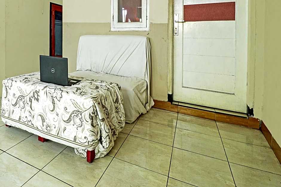 OYO Life 91589 Bunda Homestay Syariah