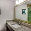 La Quinta Inn & Suites by Wyndham St Paul-Woodbury