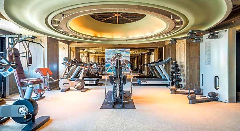 Palais De Chine Hotel