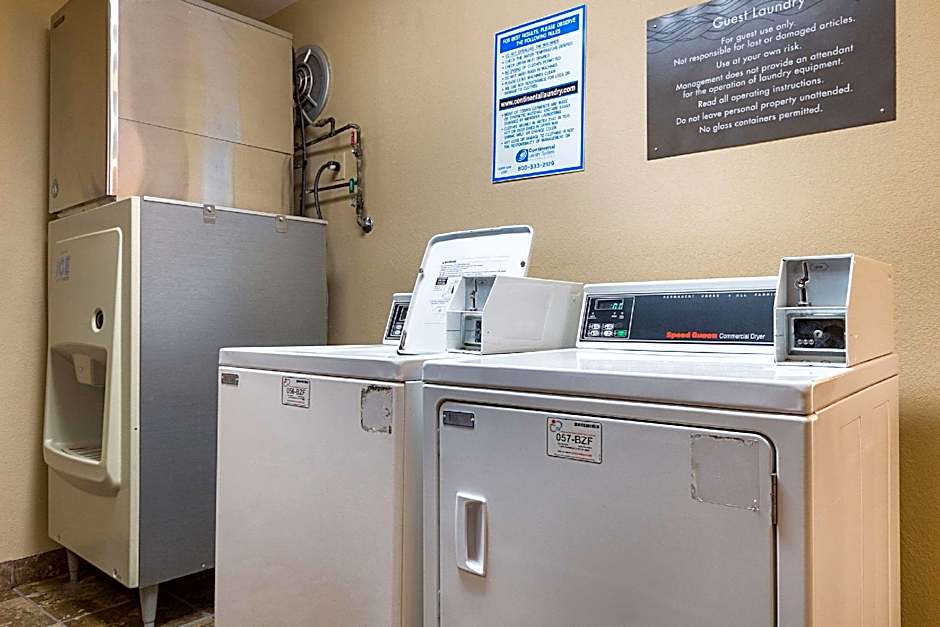 Quality Inn Parkersburg North-Vienna