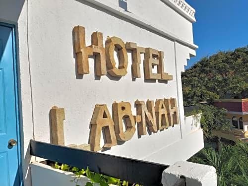 Hotel Labnah