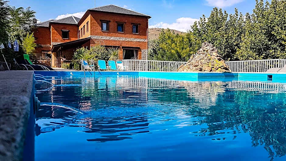 Hotel Rural Don Burguillo