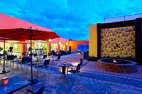 Courtyard by Marriott Toluca Tollocan