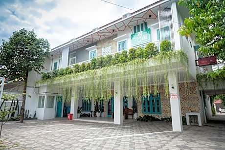 The Premiere Siti Hotel