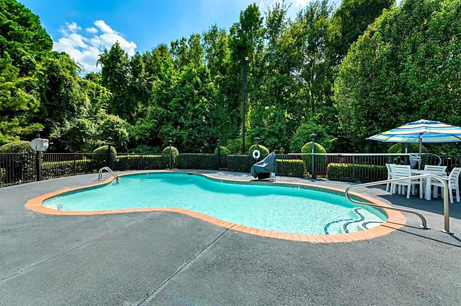 Sonesta Essential Hotels Longview