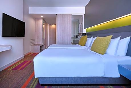Deluxe Room with 2 single beds, High floor