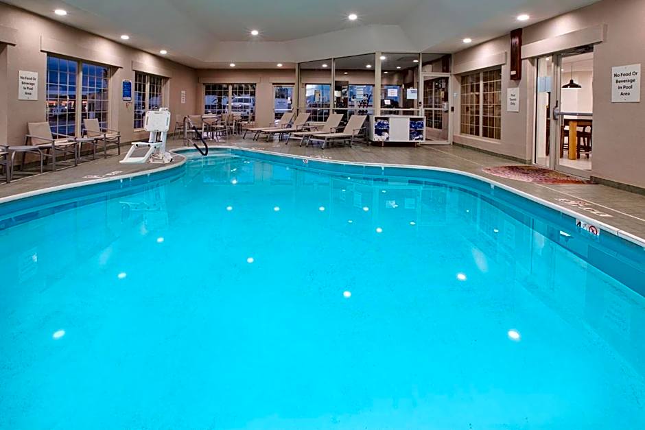 Holiday Inn Express Hotel & Suites Sunbury-Columbus Area By IHG