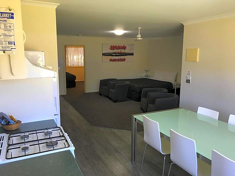 Sportsmans Motor Inn