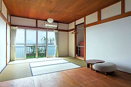 Family Room with Sea View