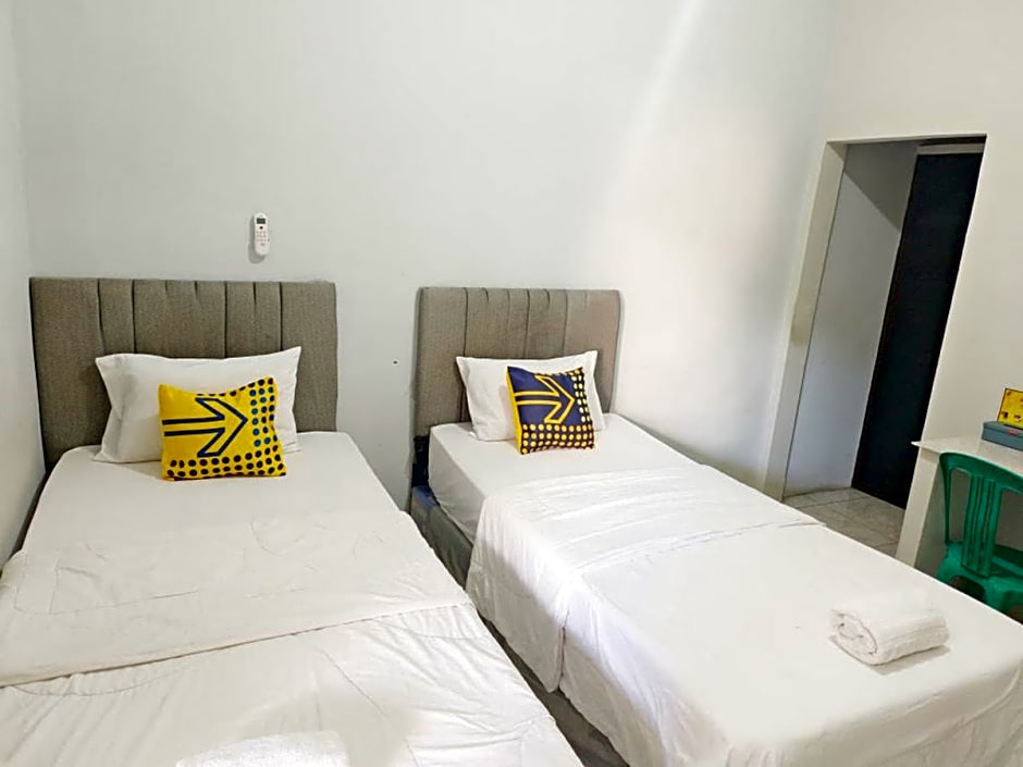 Penginapan Kurnia Sluke