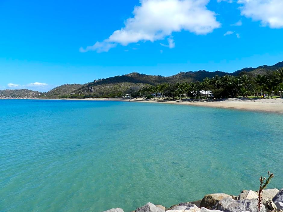 Oskar's Rain Forest Retreat