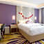 Lavande Hotels· Nantong Development Zone Xinghu 101 Plaza Store