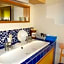 Guesthouse Hyakumanben Cross