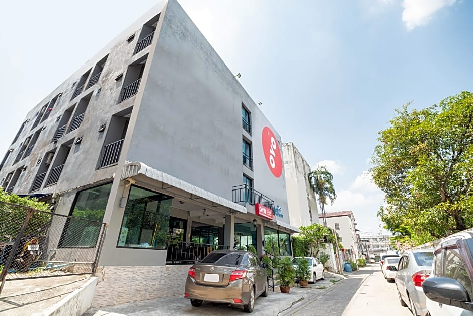 Super OYO 427 Chill Apartment