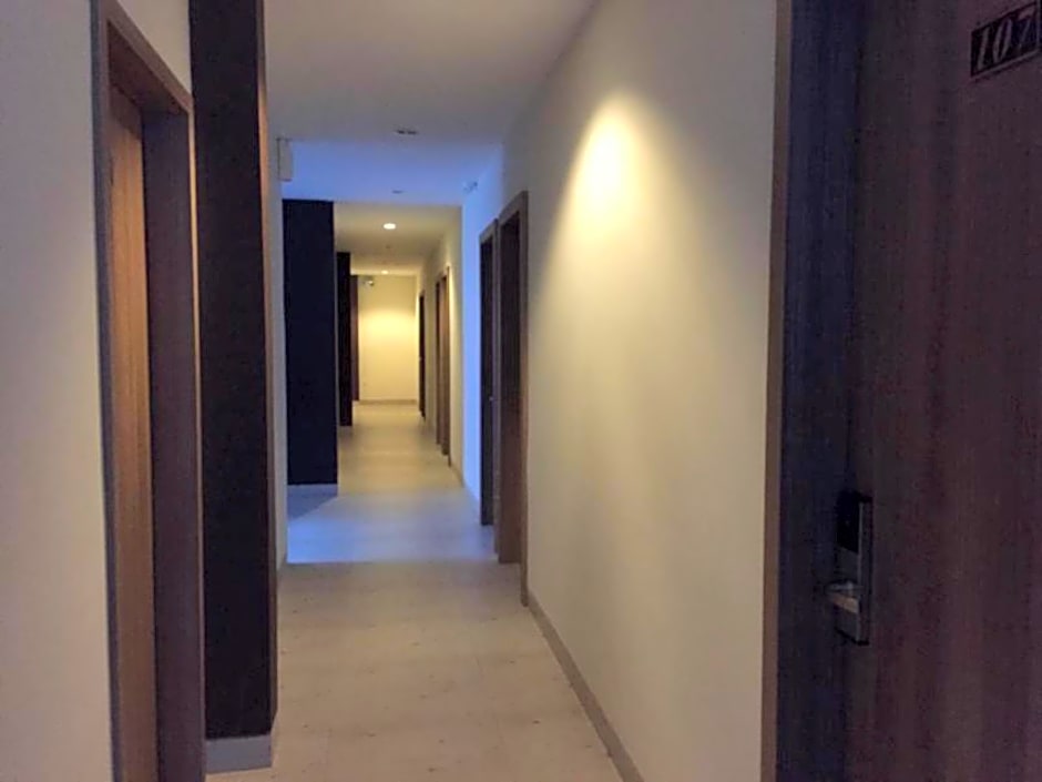 Redlink Hotel