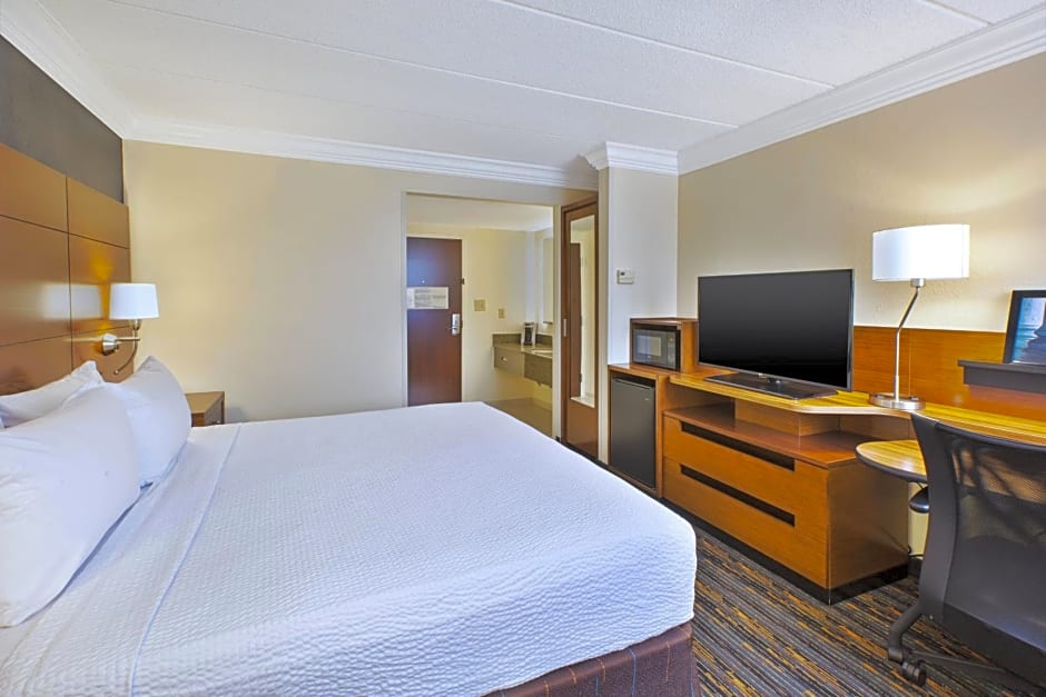 Fairfield by Marriott Inn & Suites Herndon Reston