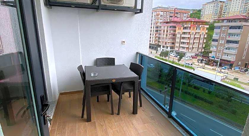 Rena Grand Residence & Suit