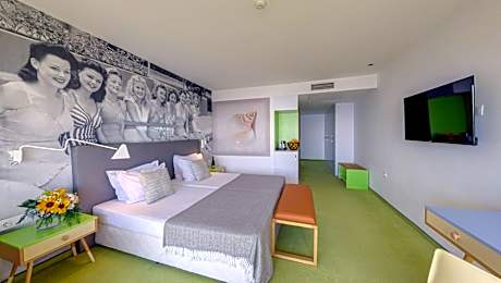 Deluxe Double Room with Sea View