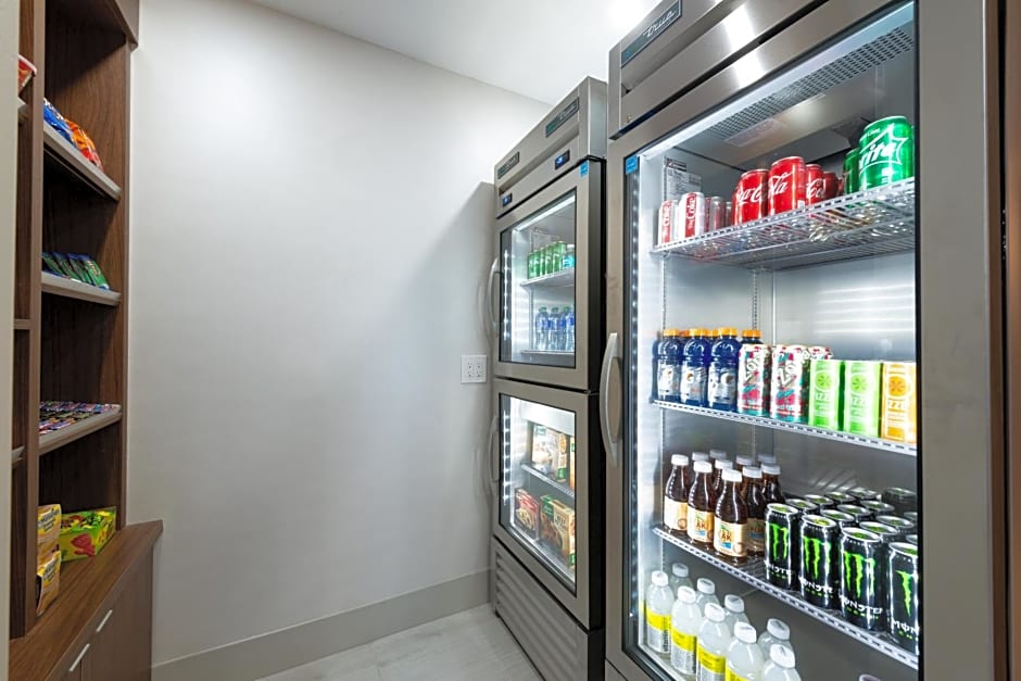 Holiday Inn Express Santa Rosa North By IHG