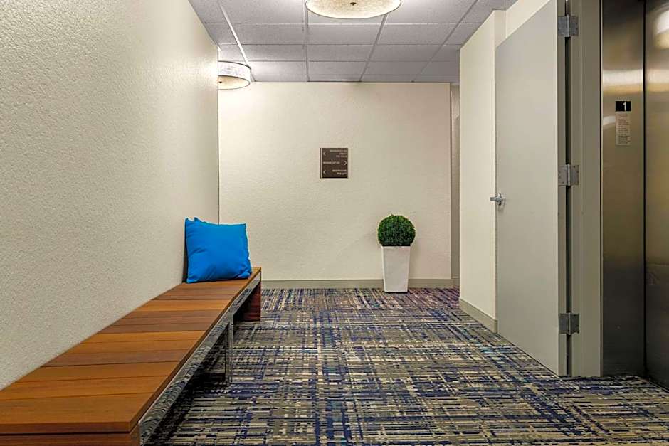 Sonesta Simply Suites Irvine East Foothill