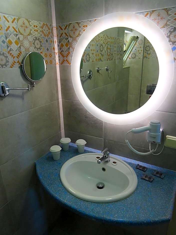 Thalassa House Apartments