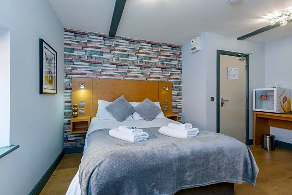 Twenty Hotel and Bar