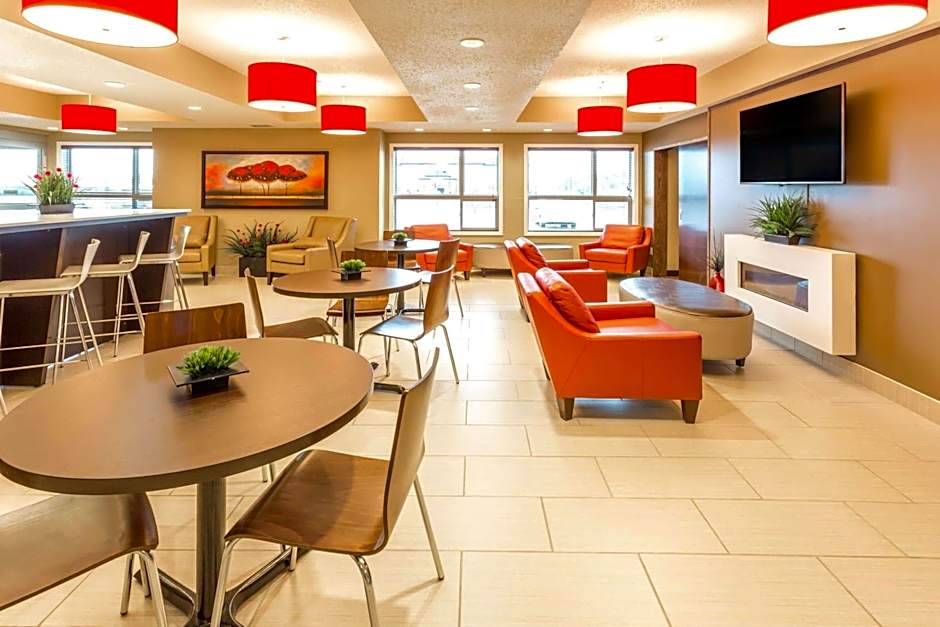 Microtel Inn & Suites By Wyndham Whitecourt