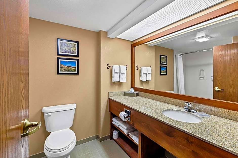 Comfort Inn Benson near Kartchner Caverns