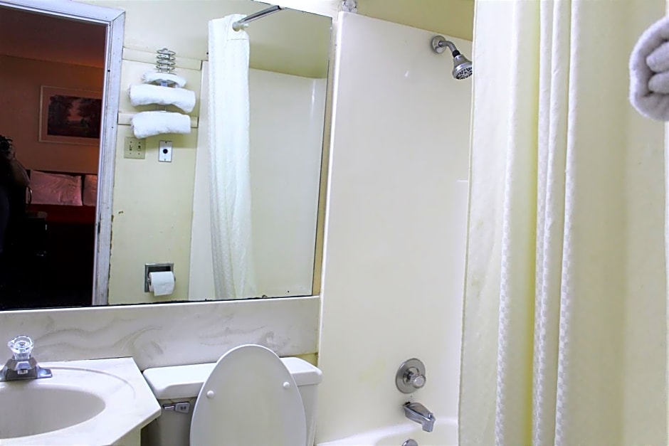 Cascades Motel - Chattanooga